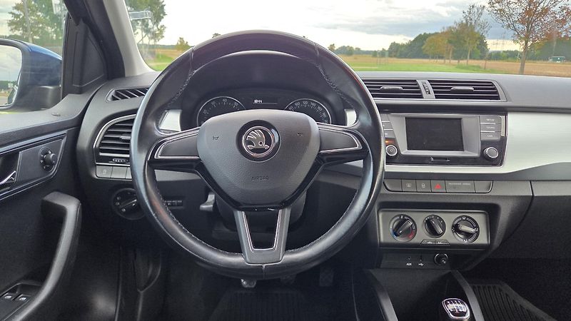 Škoda Fabia (2018)  1.0 TSI 81 kW Ambition CZ DPH - fotka 17 z 24