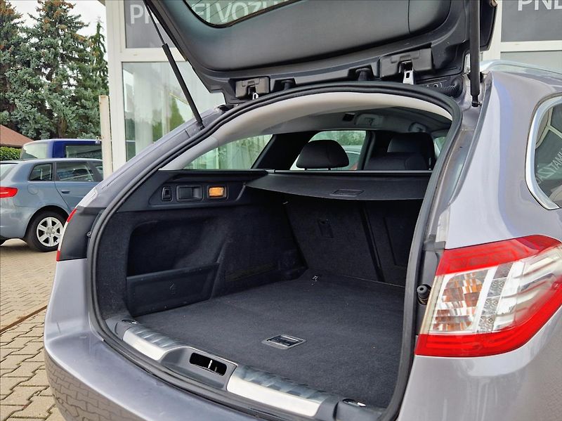 Peugeot 508 1,6 d 88kW KAMERA PANORAMA - fotka 11 z 37