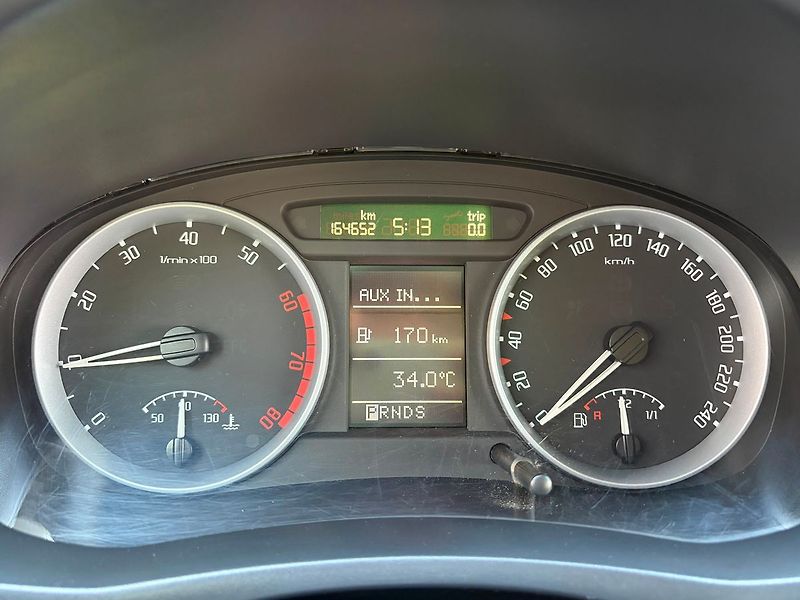 Škoda Fabia 1.6 Elegance Aut., AutoAC, TOP - fotka 13 z 21