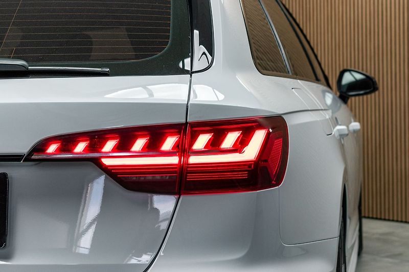 Audi A4 2.0 TDI S-LINE*ACC*TAŽNÉ*DPH* - fotka 37 z 42