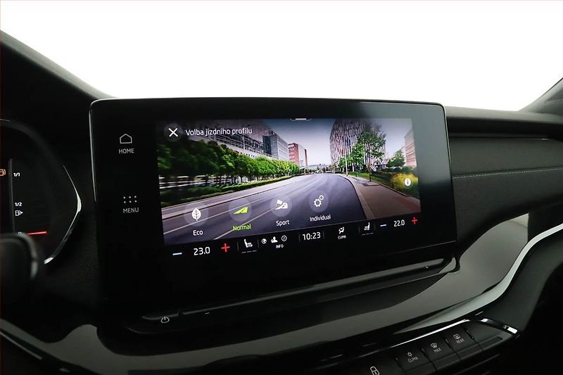 Škoda Octavia (2022) Sportline 2.0 TDI, Automat - fotka 12 z 17