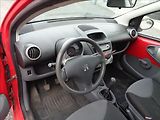 Peugeot 107 1,0 - náhled 10