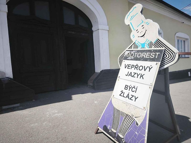 Motorest Zlatá studna.