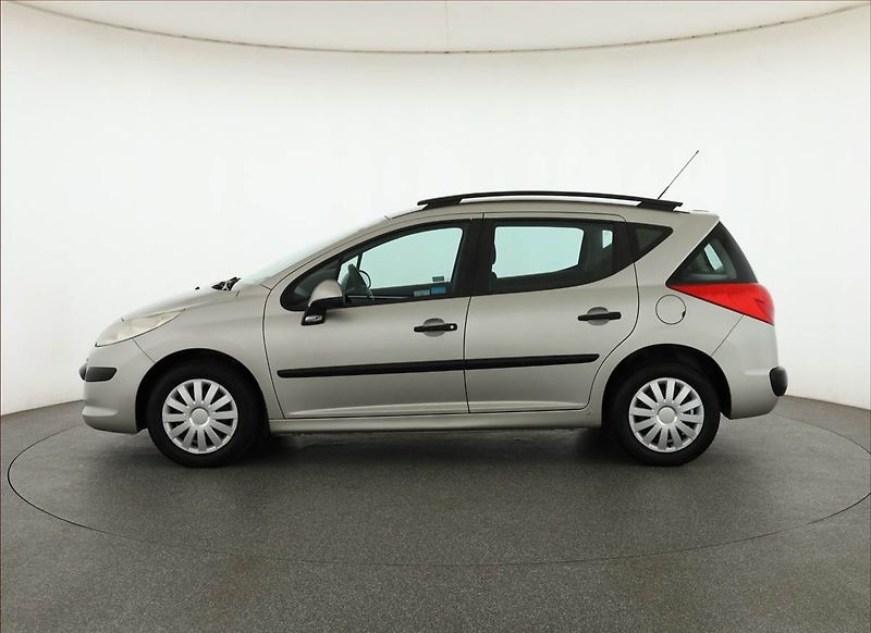 Peugeot 207 (2009) 1.4, nová STK, jezdí skvěle - fotka 3 z 14