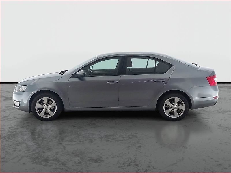 Škoda Octavia (2013) Ambition 1.2 TSI, Tempomat - fotka 3 z 16
