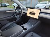 Tesla Model Y ZAMLUVENO !  393kw 21ALU 93,0% - náhled 40