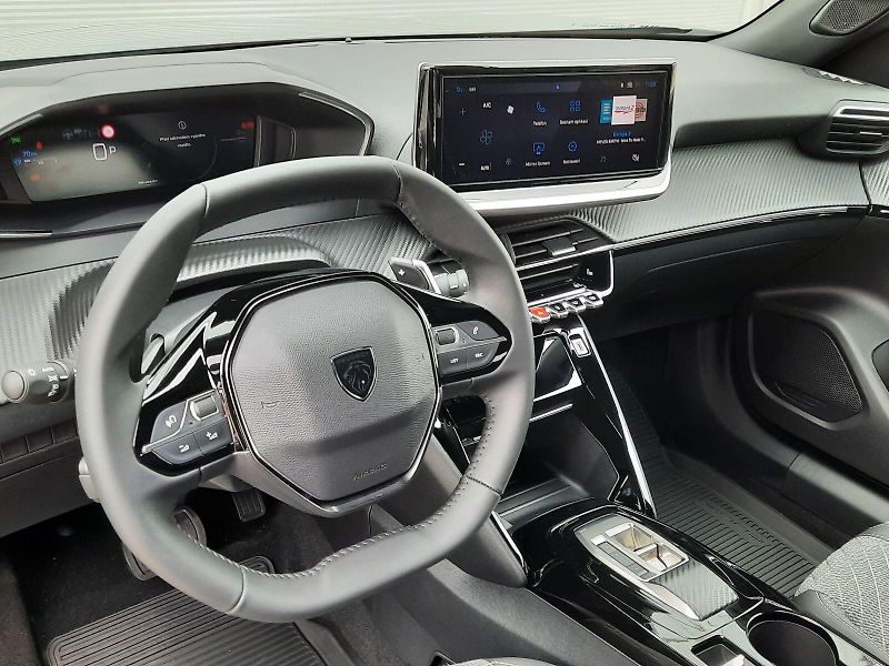 Peugeot 2008 (2026) ALLURE Hybrid 110 e-DCS6 - fotka 11 z 12