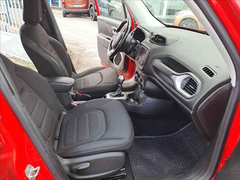 Jeep Renegade 1,4 i NOVÁ STK - fotka 8 z 15