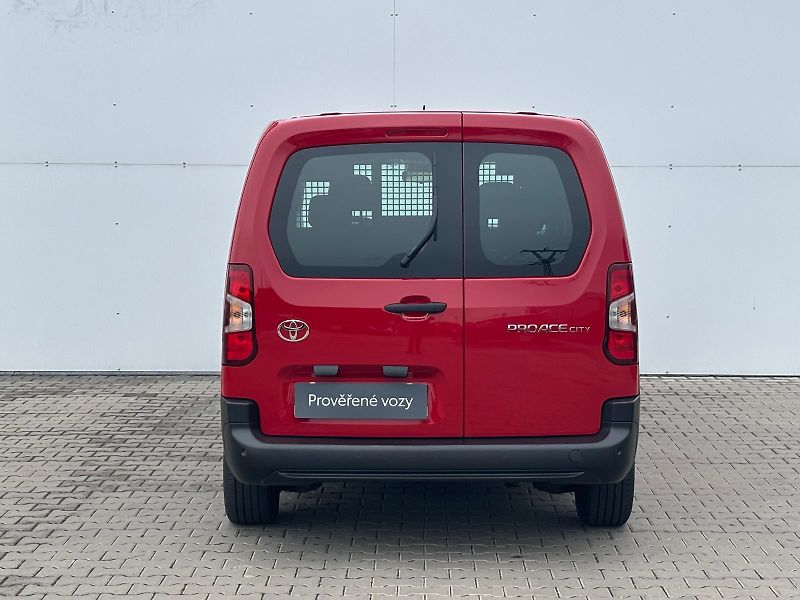 Toyota ProAce City 1.5 D-4D Extra CrewCab Active - fotka 9 z 25