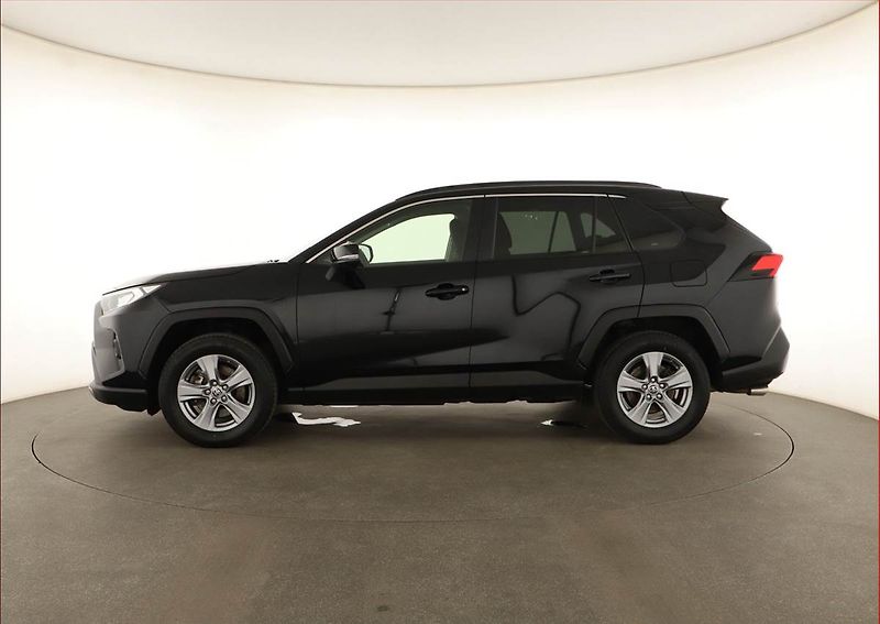 Toyota RAV4 (2023) Comfort 2.5 Hybrid - fotka 3 z 18