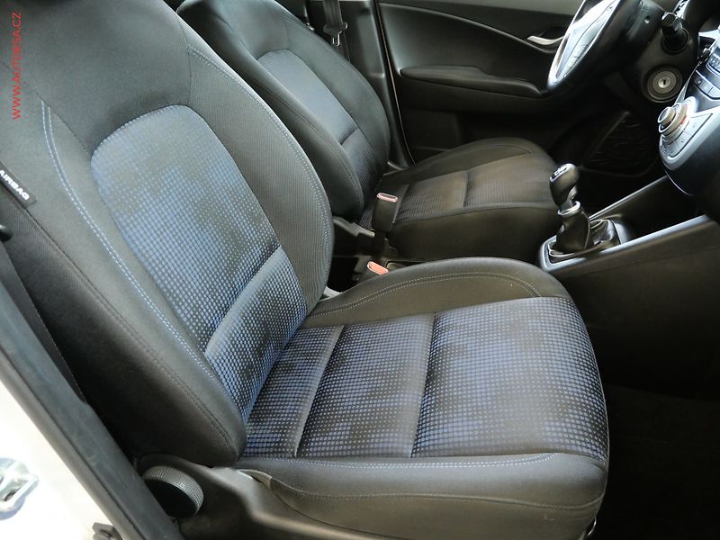 Hyundai ix20 (2017) 1.4i, ČR, servis.kniha, AC - fotka 12 z 13