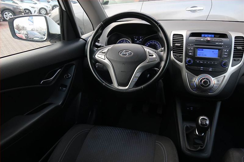 Hyundai ix20 (2017) 1.4 CVVT, Serv.kniha - fotka 7 z 15