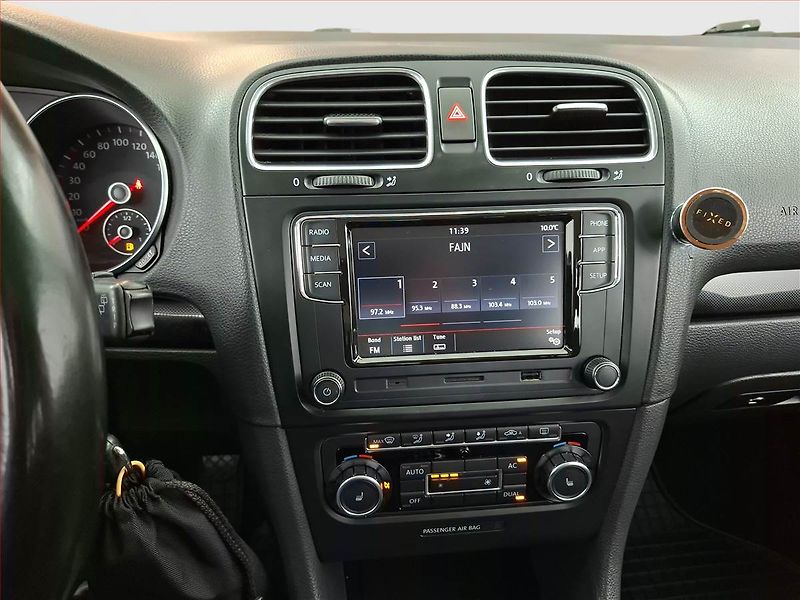 Volkswagen Golf (2010) 1.6 TDI, po STK, Tažné - fotka 12 z 16