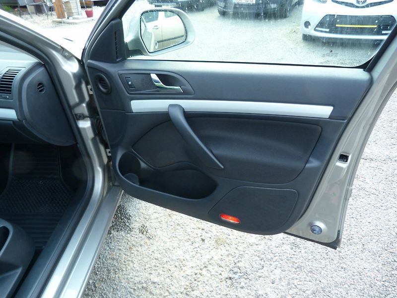 Škoda Octavia 1.4 TSI Family - fotka 20 z 27
