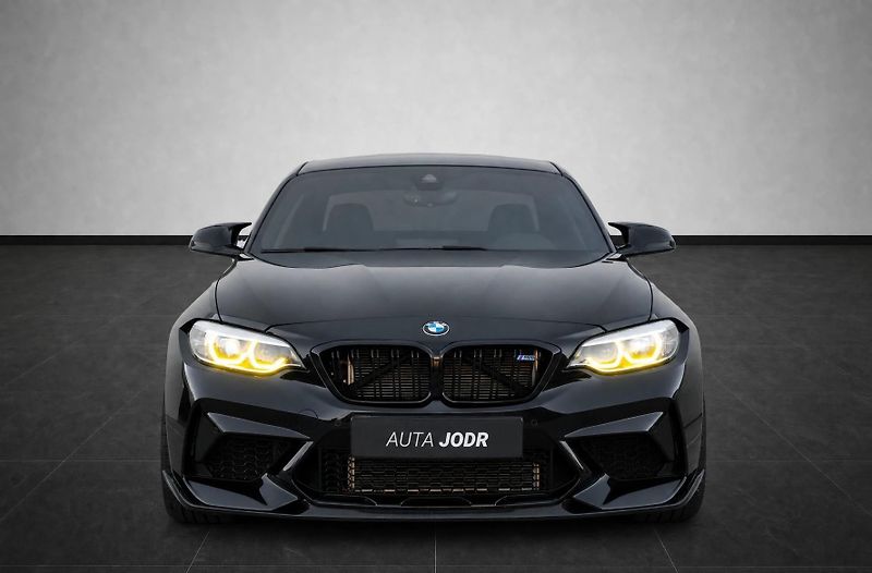 BMW M2 Competition, Akrapovič, Harman - fotka 8 z 29