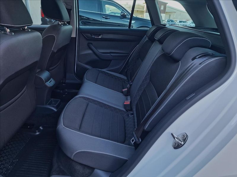 Škoda Fabia 1.0TSI Style, původ ČR,1.Maj. - fotka 18 z 48