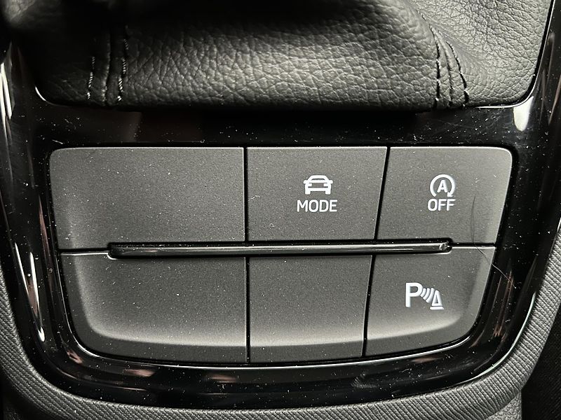 Škoda Kamiq 1.5 TSI Top selection - fotka 18 z 27