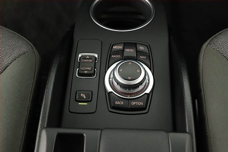 BMW i3 (2014) 60Ah BEV, SoH 74%, Automat - fotka 18 z 22