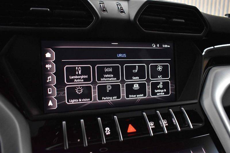 Lamborghini Urus 4.0 V8 650 PS AIR*B&O*DPH* - fotka 30 z 52