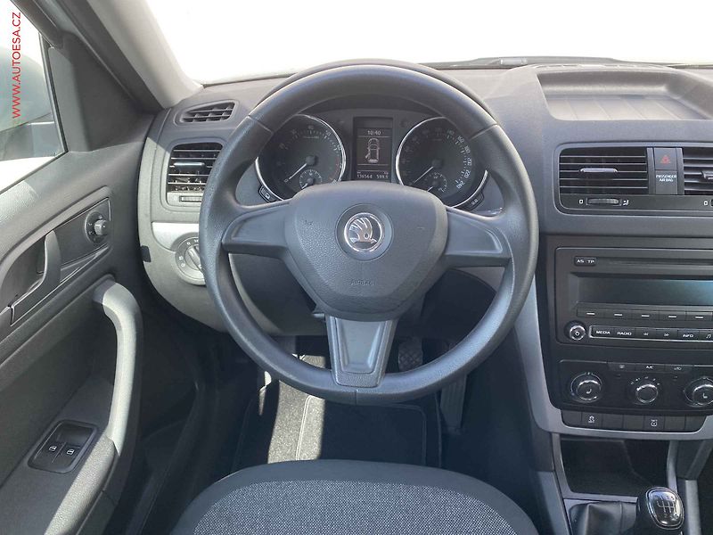Škoda Yeti (2015) 1.2 TSi, Active, +kola - fotka 11 z 17