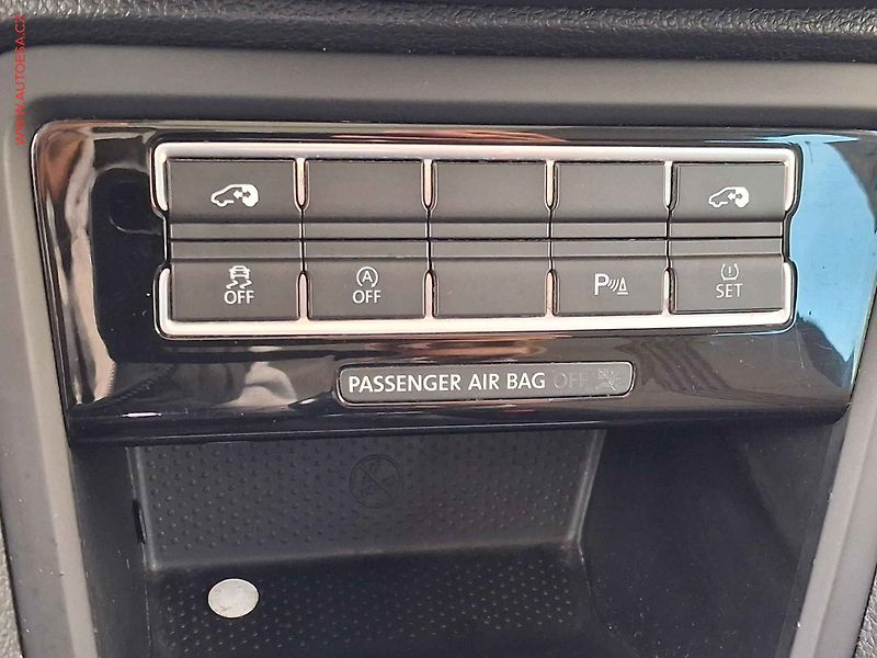 Volkswagen Sharan (2016) 2.0 TDi, 2.maj, AC, bixen - fotka 15 z 20