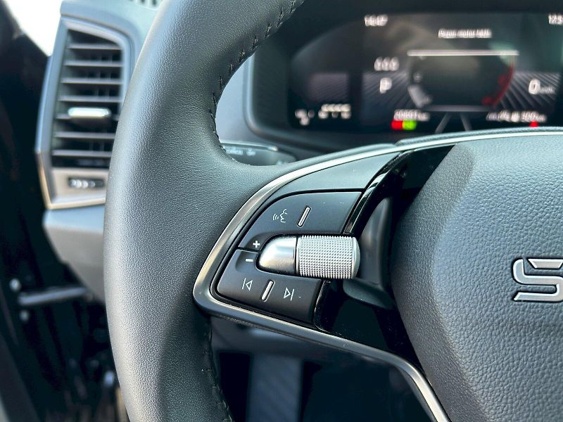Škoda Karoq (2025) 1.5 TSI 110kW DSG Selection Va - fotka 8 z 34