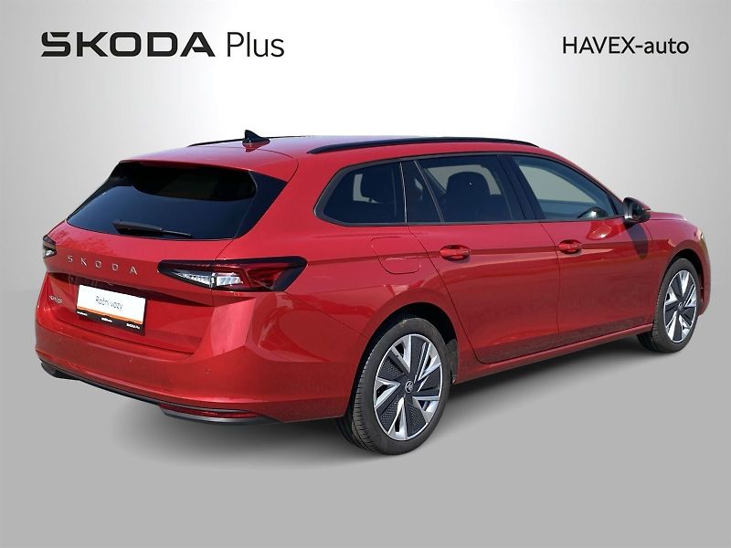 Škoda Superb (2025) Combi 1.5 TSI DSG Selection - fotka 2 z 38