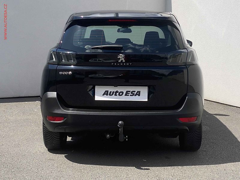 Peugeot 5008 (2021) 1.5 HDi, Active, AT, navi, TZ - fotka 5 z 18