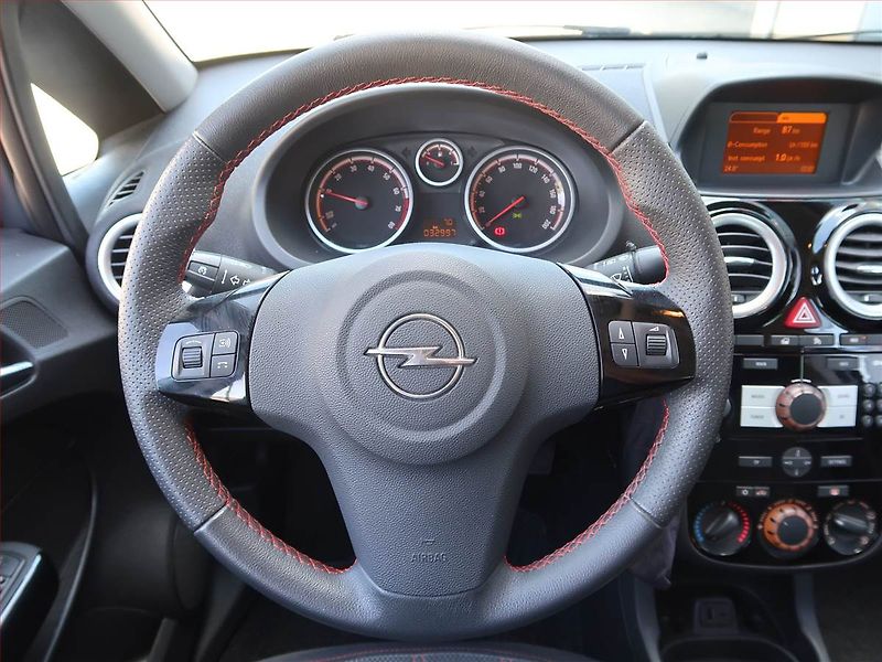 Opel Corsa (2013) 1.4 Turbo, Serv.kniha - fotka 18 z 18
