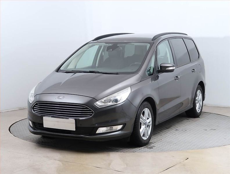 Ford Galaxy (2018) 2.0 TDCi, 7 míst, Navi - fotka 2 z 16