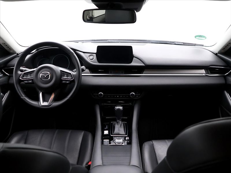 Mazda 6 2,5 143kW Skyactive Revolution - fotka 36 z 44