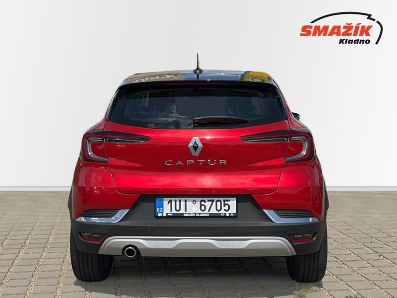 Renault Captur (2021) 1,0 TCe INTENSE - fotka 5 z 22