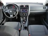 Volkswagen Golf (2009) 1.9 TDi, ČR, Trendline, TZ - náhled 8
