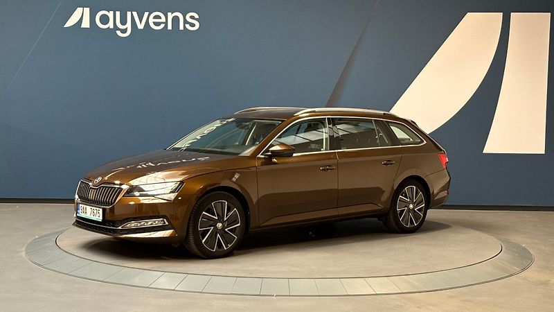 Škoda Superb 1.5 TSI 110kW ACT Style Combi - fotka 4 z 14