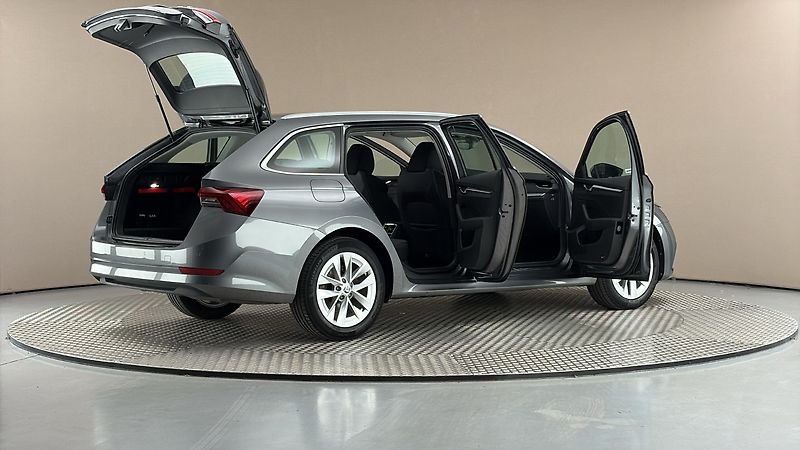 Škoda Octavia 1.5 TSI Style Combi - fotka 6 z 25