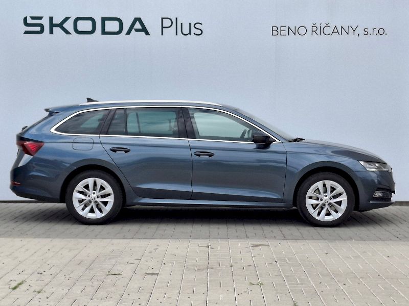 Škoda Octavia (2022) Combi Style Plus DSG 4x4 2,0TD - fotka 13 z 35