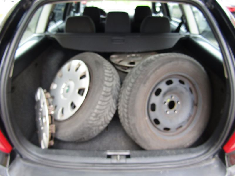 Škoda Octavia (2008) 1.9 TDI 74kW BEZ KOROZE - fotka 22 z 35