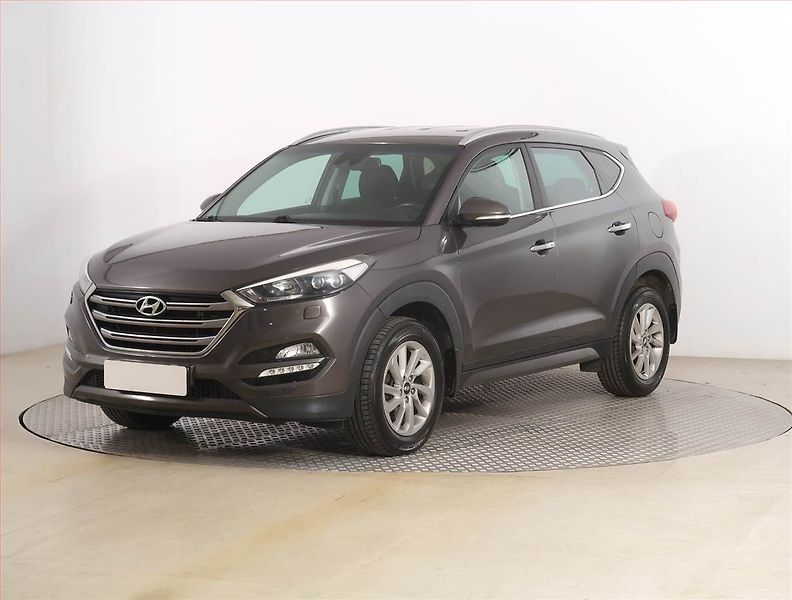 Hyundai Tucson (2016) 1.7 CRDi, Serv.kniha, Navi - fotka 2 z 19