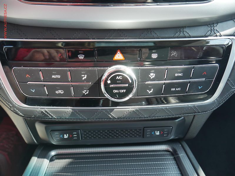 SsangYong Rexton (2023) 2.2 CRDi 4x4, 7míst, 1.maj - fotka 27 z 28