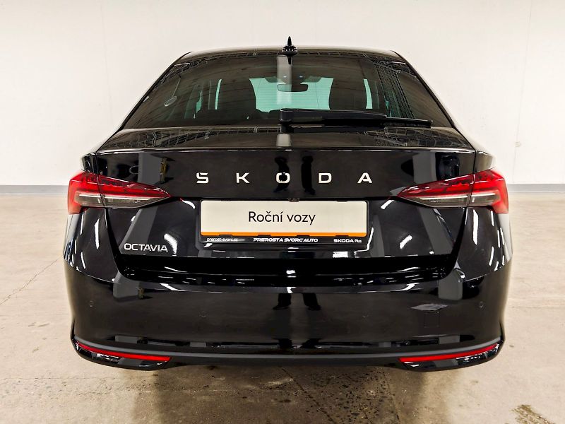 Škoda Octavia (2025) 1.5 TSI 85 kW Top Selection - fotka 28 z 31