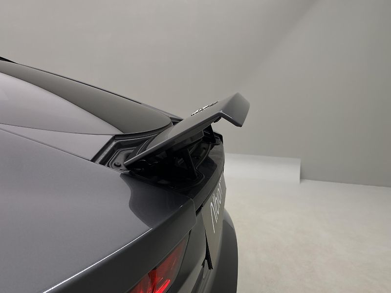 Jaguar F-Type SVR 5.0 423kW AWD CZ 1.MAJITEL - fotka 29 z 42