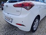 Hyundai i20 1,25i 16V 55kW - náhled 15