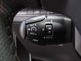 Peugeot 5008 (2019) 1.2 PT, GT Line, LED, navi - náhled 15