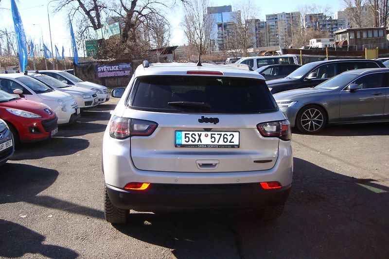 Jeep Compass (2022) 1.3 Night Eagle,ČR,1.Majitel - fotka 6 z 75