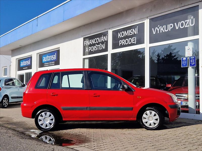 Ford Fusion 1,4 i SENZORY AUTAC PO SERVISU - fotka 6 z 35