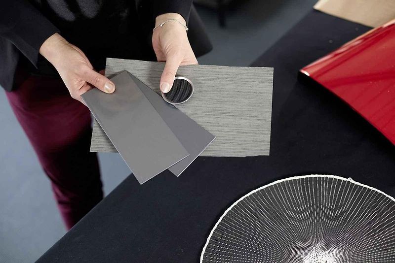 Sandra Höner zu Bentrup, designérka barev a materiálů, Mazda
