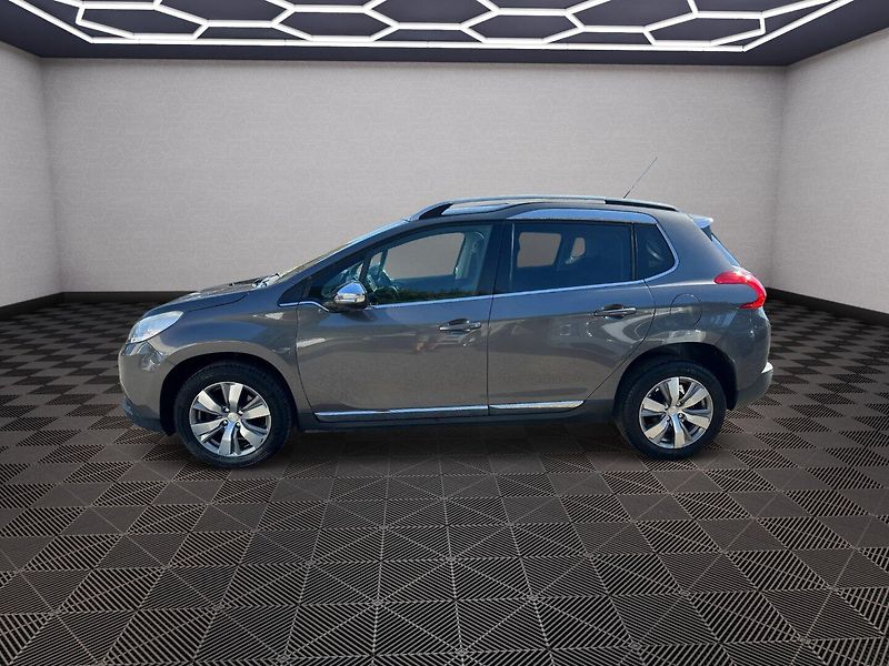 Peugeot 2008 (2015) 1,6HDI Allure - fotka 4 z 21