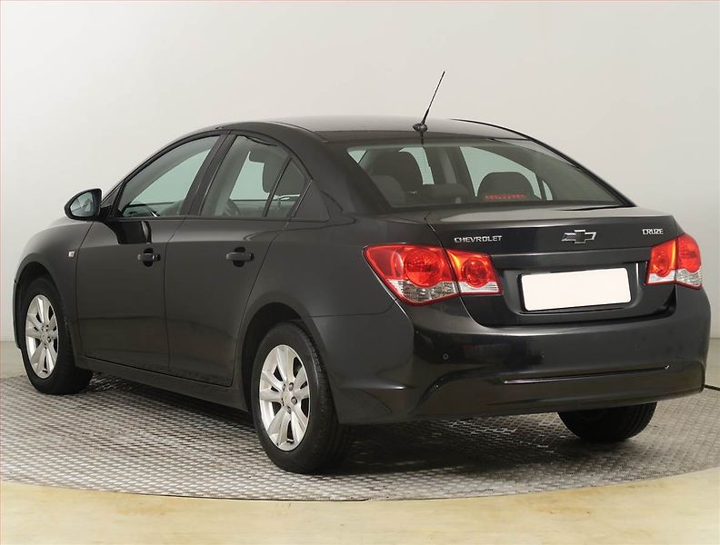 Chevrolet Cruze (2013) 1.6 i 16V, Tempomat - fotka 4 z 16