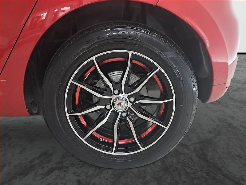 Renault Clio (2018) 1.2 16V, Tempomat - fotka 14 z 17