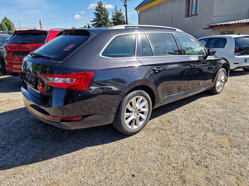 Škoda Superb 1,5TSI 110KW STYLE odp.DPH - fotka 4 z 23